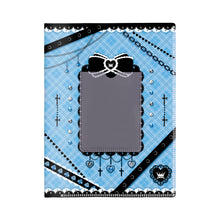 Load image into Gallery viewer, Amulet Spade 4-Pocket Collect Book - Blue
